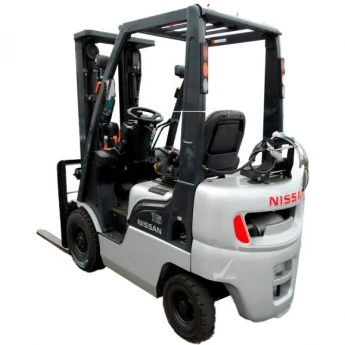 Дизельный вилочный погрузчик NISSAN YGL02